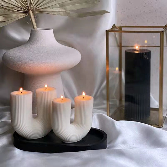 Choose EROS SENSE for a candle that goes beyond the ordinary, combining exquisite craftsmanship, eco-conscious materials, and the art of aromatherapy. Elevate your sensory experience with the "Irida Geometrica Kandíla" – because your space deserves the touch of elegance and serenity only EROS SENSE can provide.